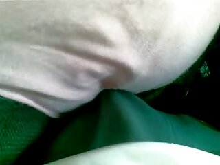 Deux filles de style 69 se font défoncer la sexe entre mere et fille chatte